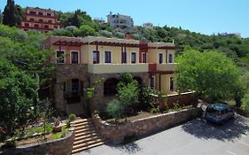 Aeriko Benovias Rooms & Apartments