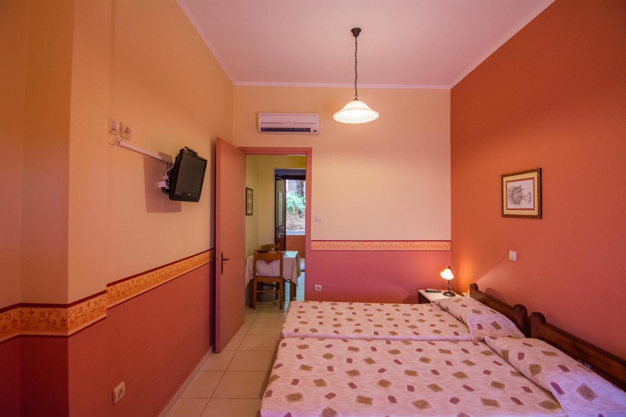 Aeriko Benovias Rooms & Apartments Karfas Dış mekan fotoğraf